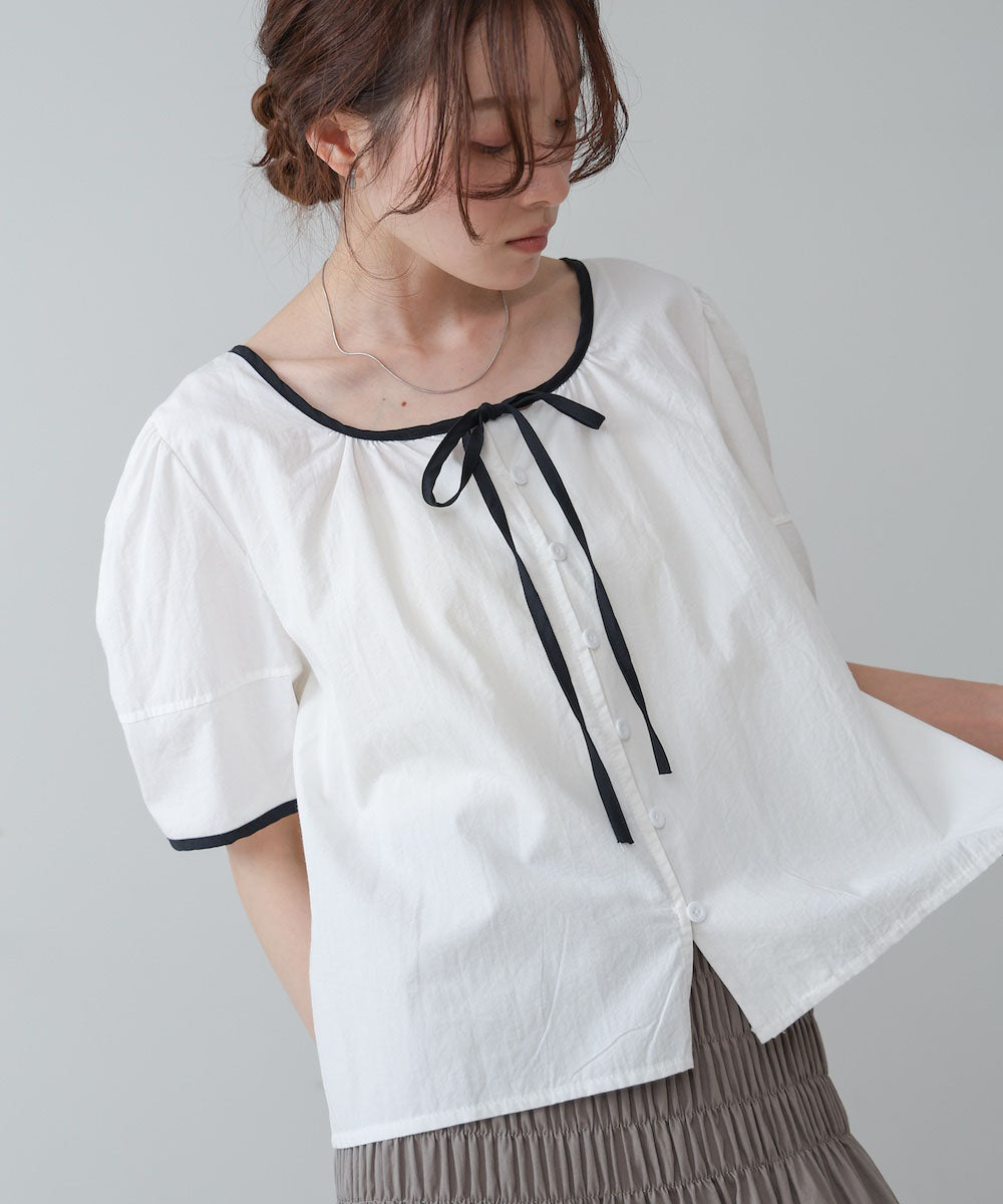 パイピングリボンブラウス