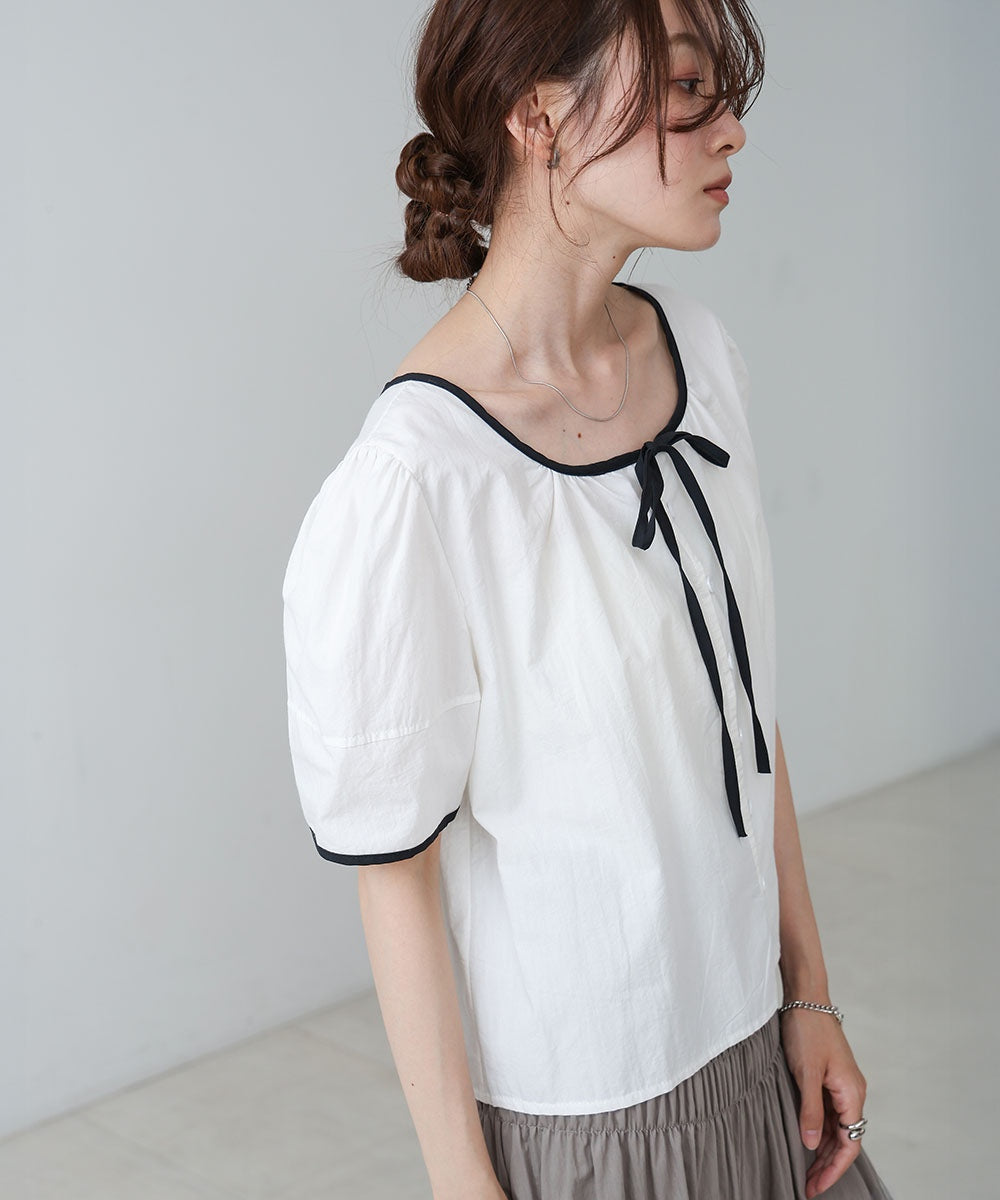 パイピングリボンブラウス