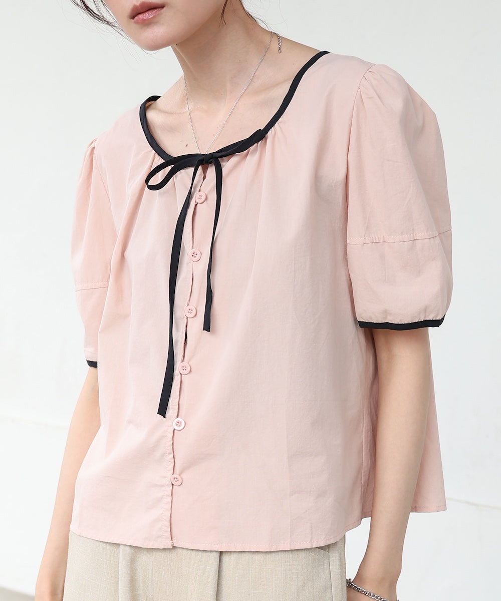 パイピングリボンブラウス