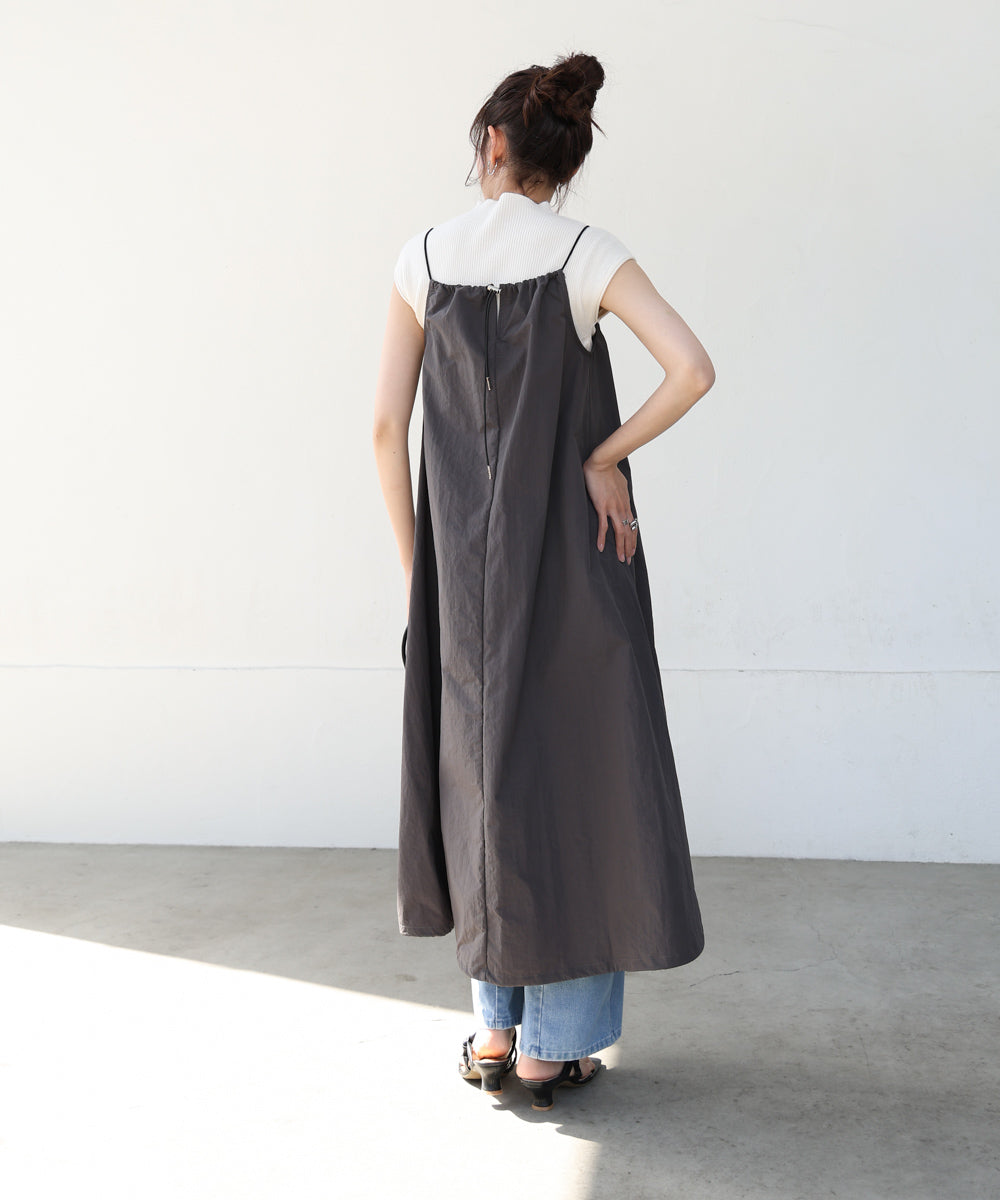 ストラップデザインキャミワンピース