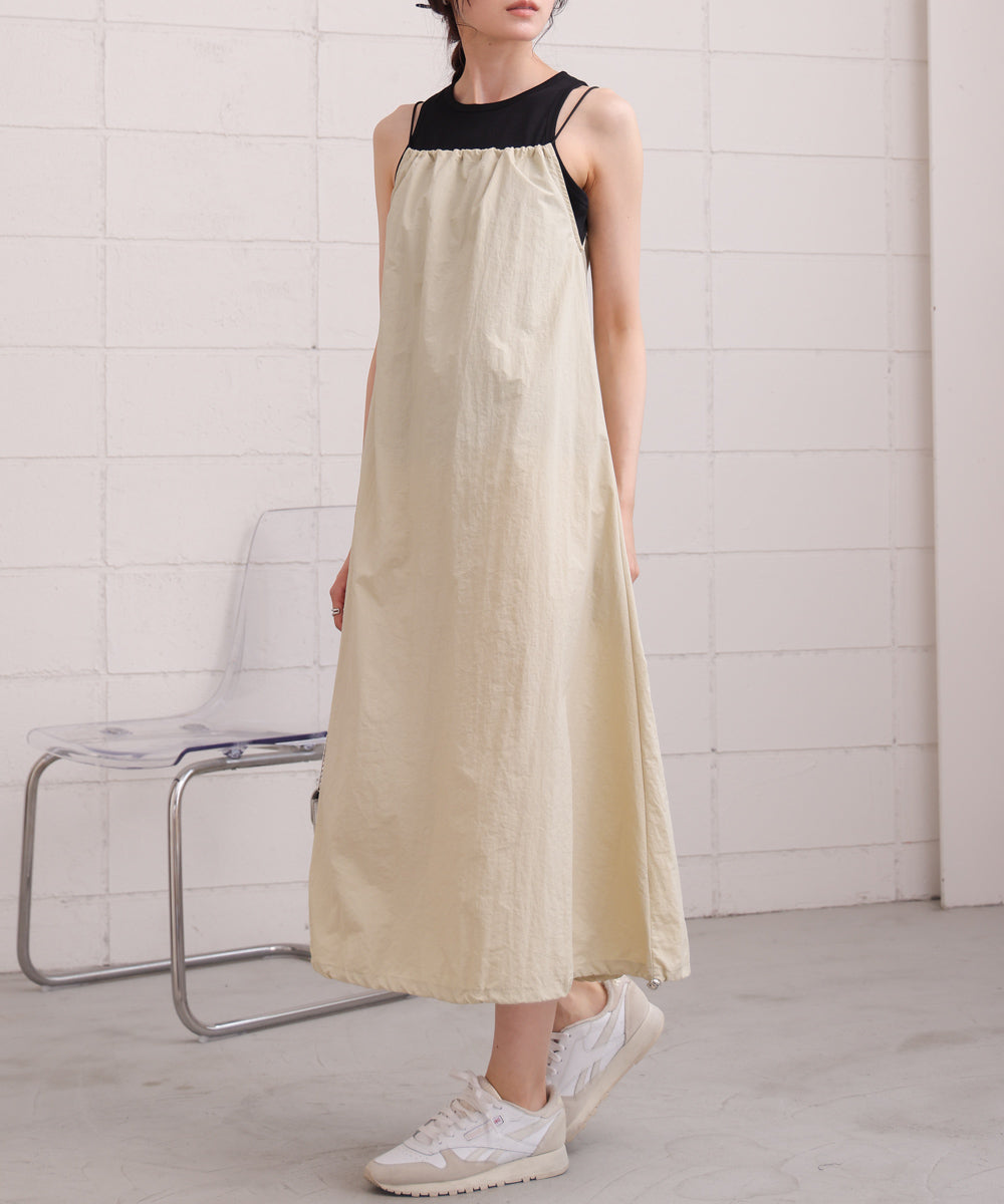 ストラップデザインキャミワンピース