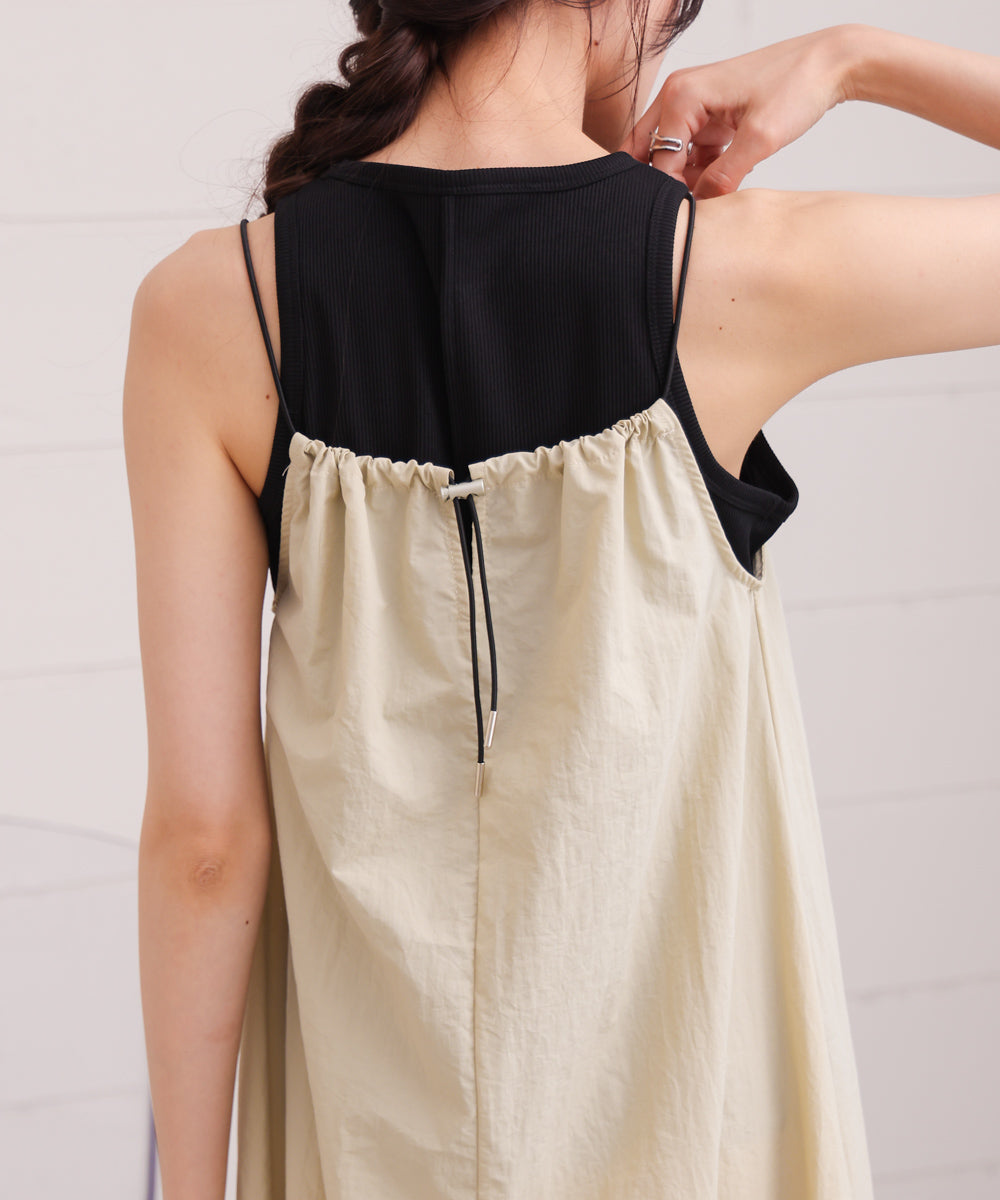 ストラップデザインキャミワンピース
