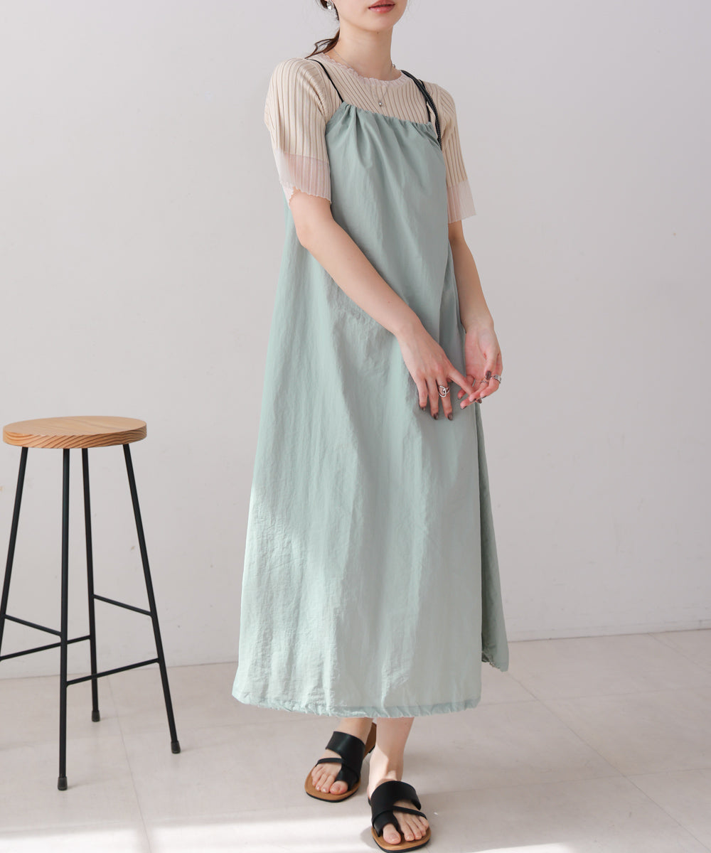 ストラップデザインキャミワンピース