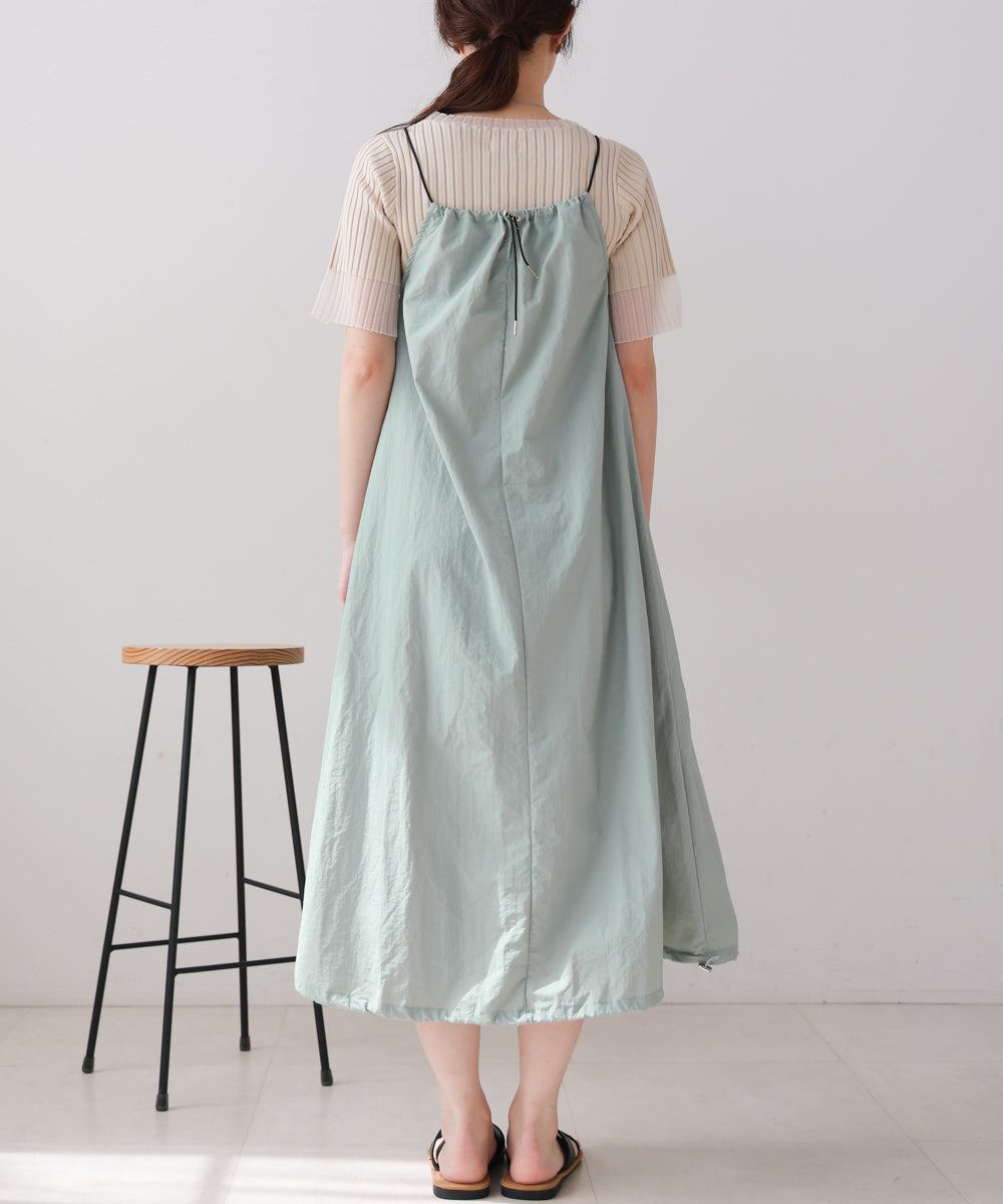 ストラップデザインキャミワンピース