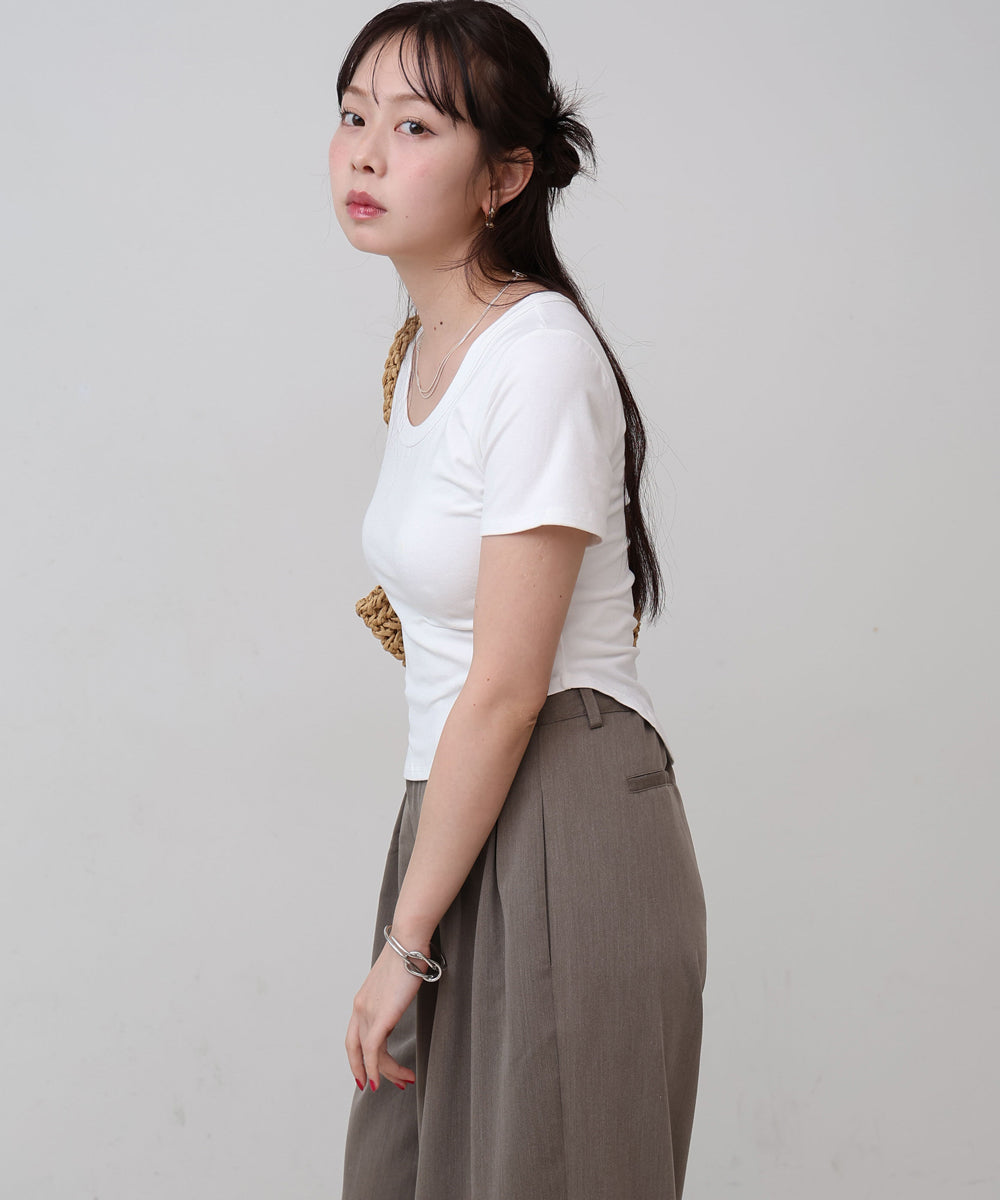 ラウンドヘムベーシックTシャツ