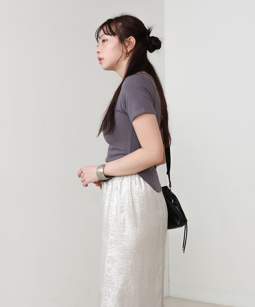 ラウンドヘムベーシックTシャツ