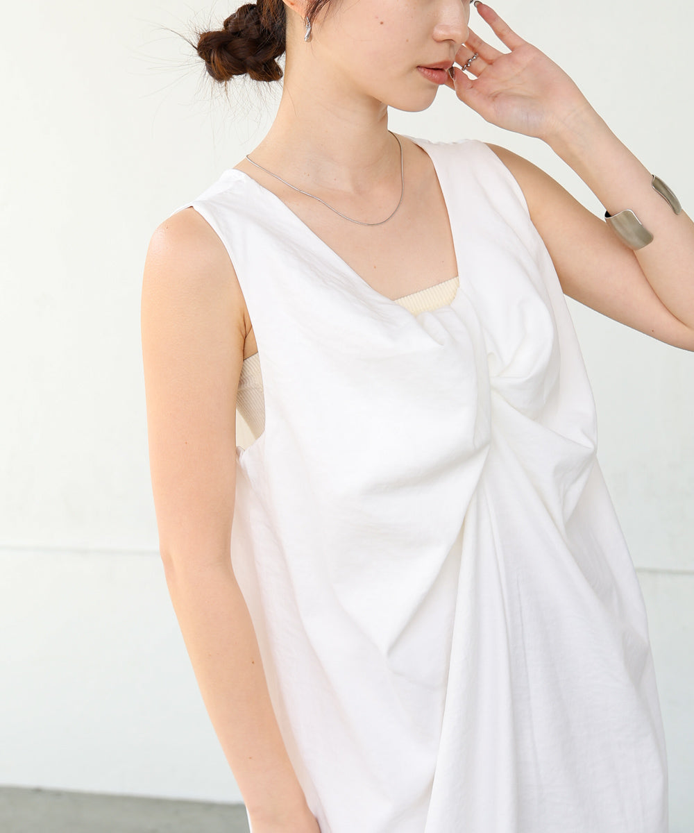 フロントねじりワンピース