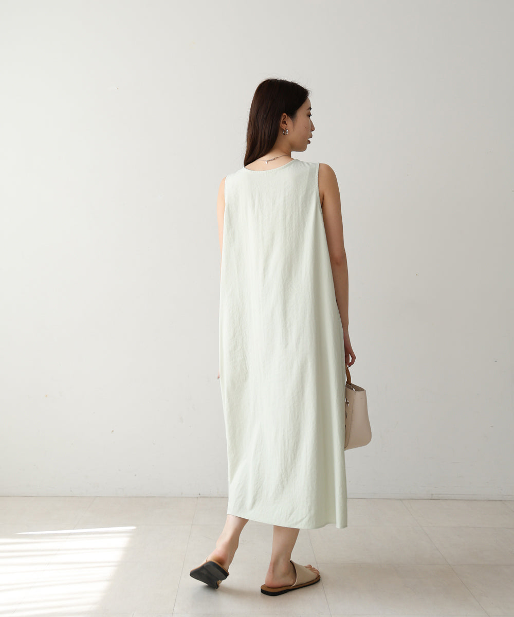 フロントねじりワンピース