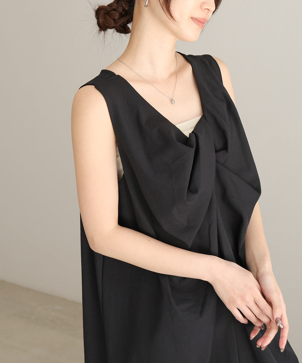 フロントねじりワンピース