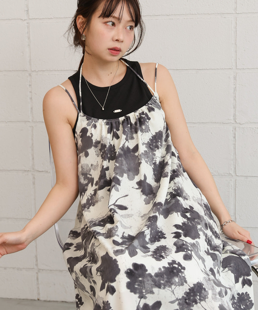 アートフラワー柄キャミワンピース