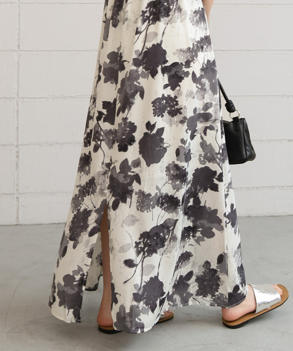 アートフラワー柄キャミワンピース