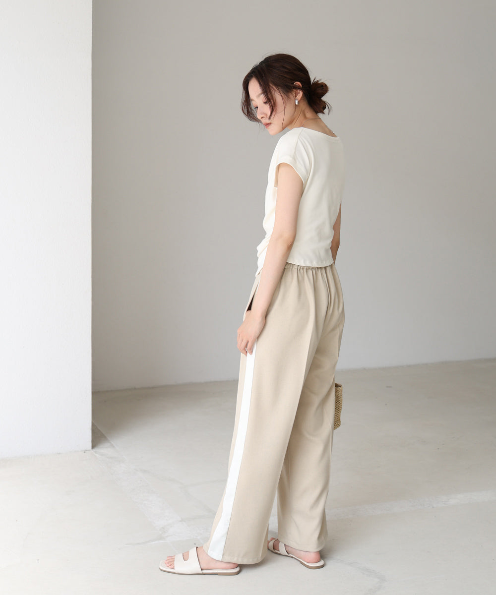 ドレープコンパクトトップス