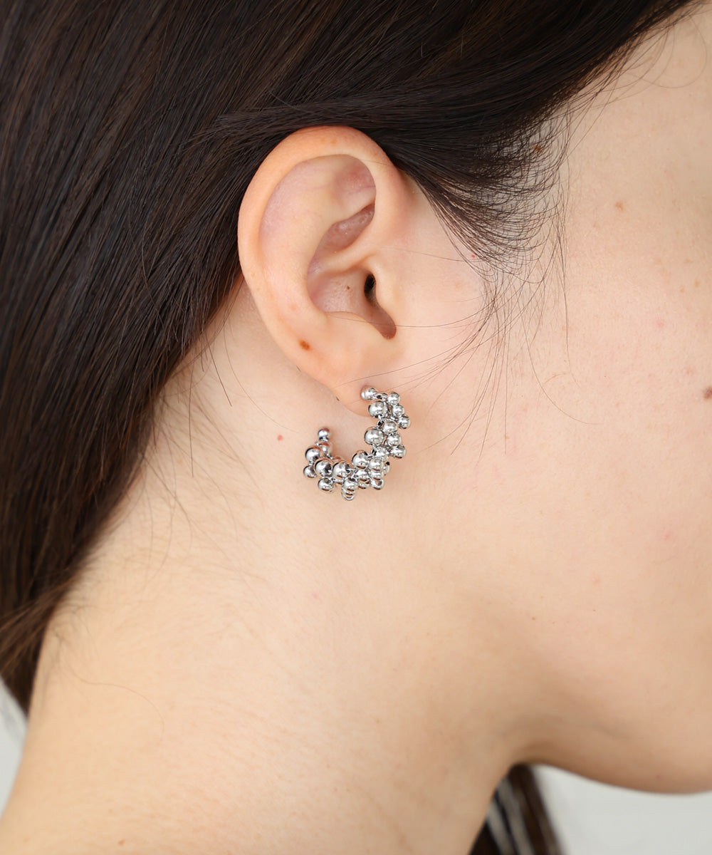 ランダムボールデザインピアス