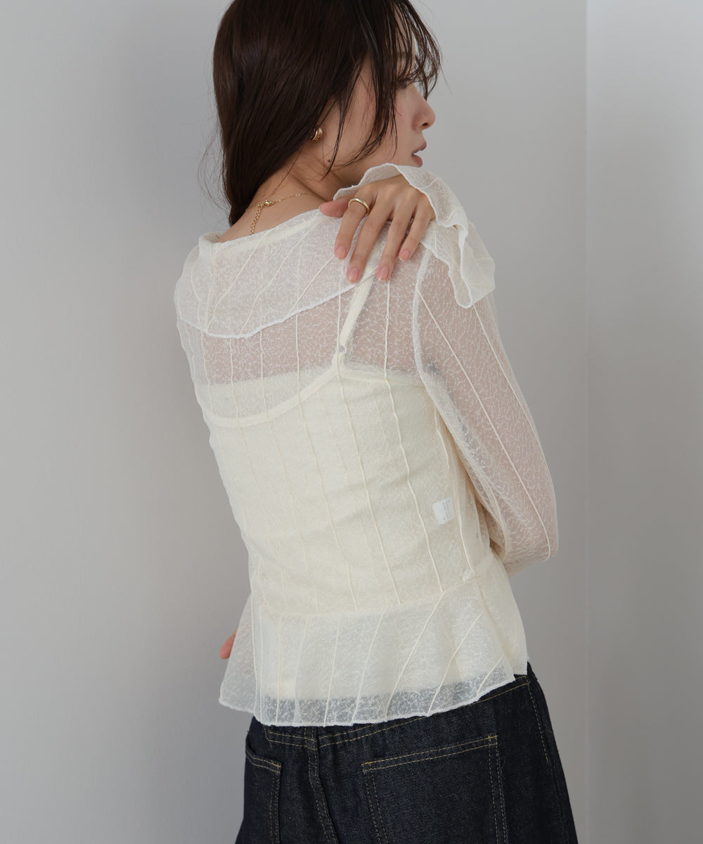 シアーフリルブラウス