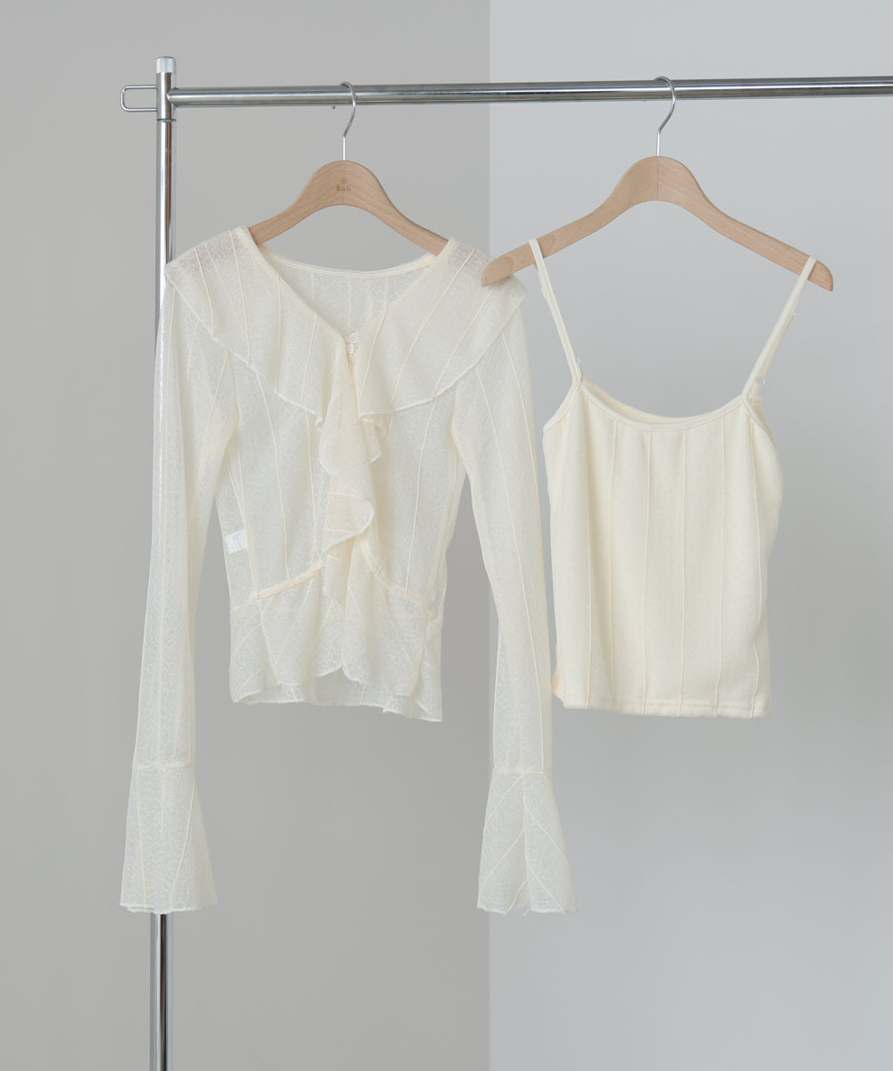 シアーフリルブラウス