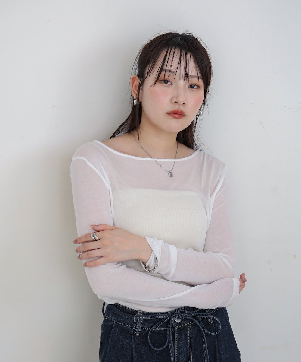 バックドレープデザイントップス