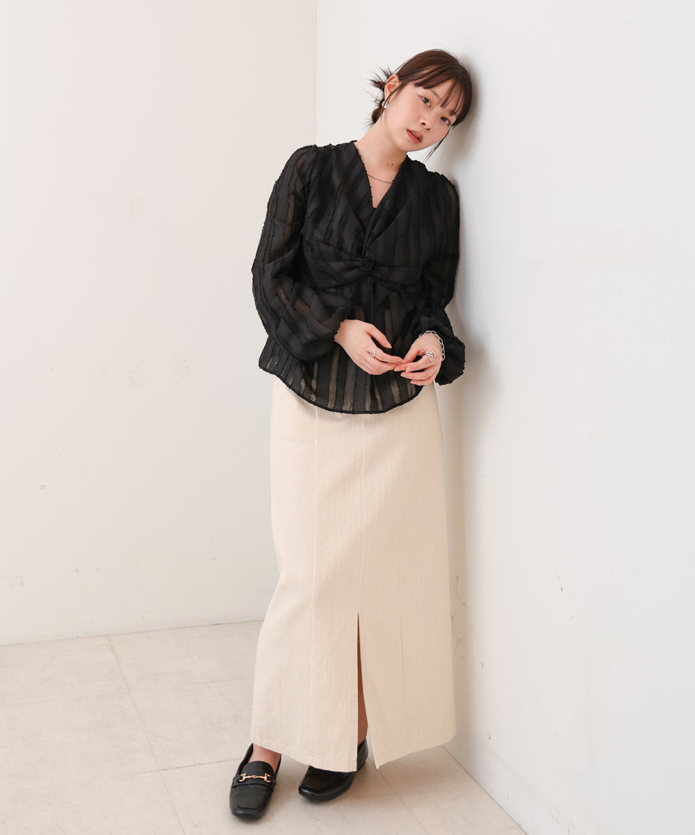 フロントねじりシャギーブラウス