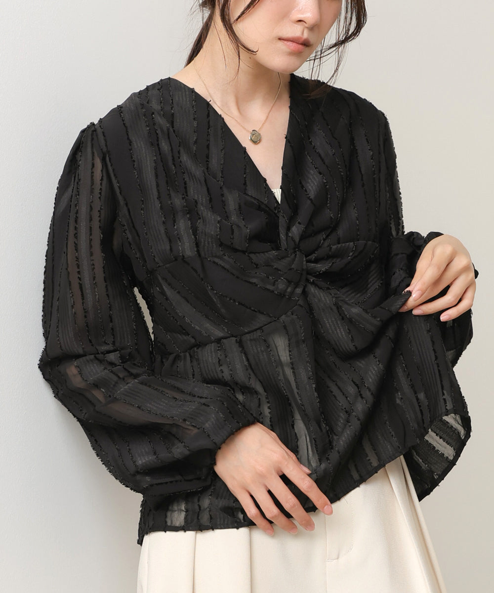 フロントねじりシャギーブラウス【入卒にもおすすめ】