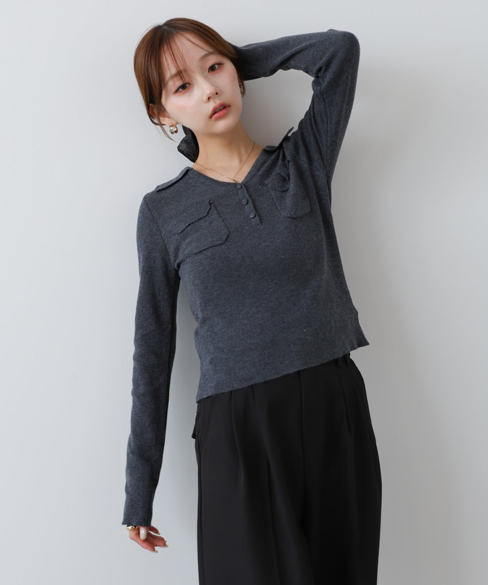 くるみボタンポロニット