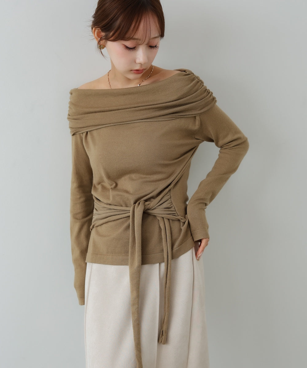 オフショルウエストマークトップス