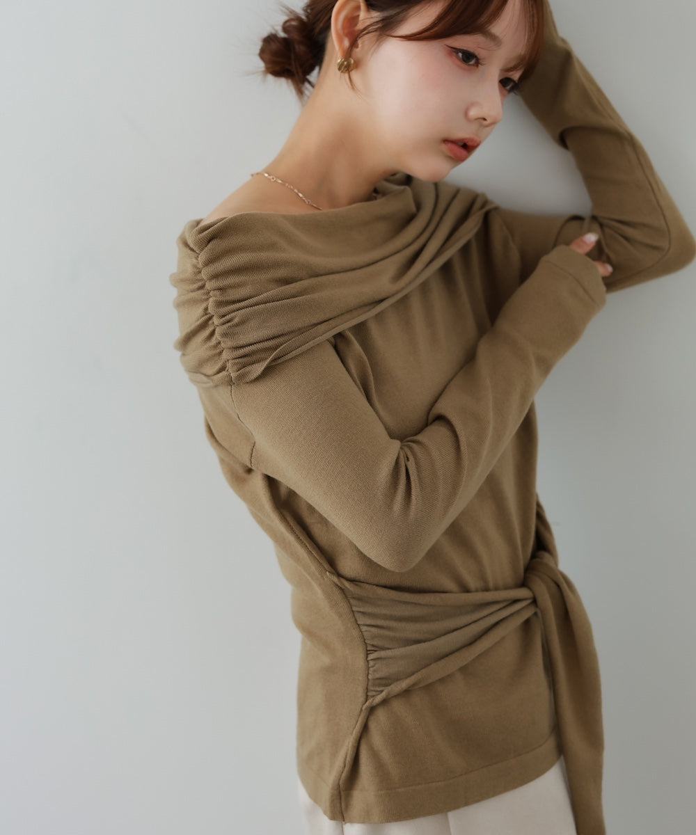 オフショルウエストマークトップス