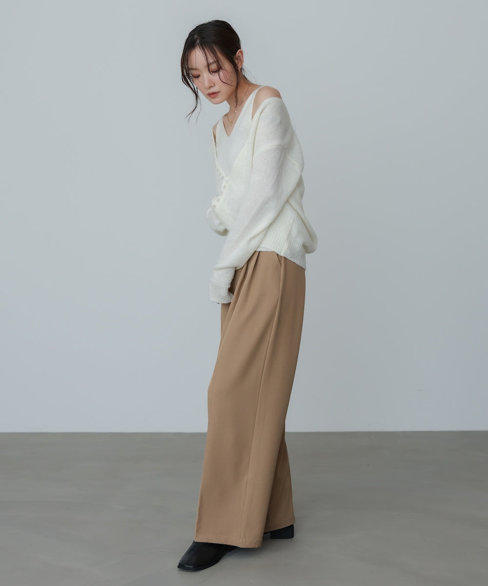 ツータックパンツ