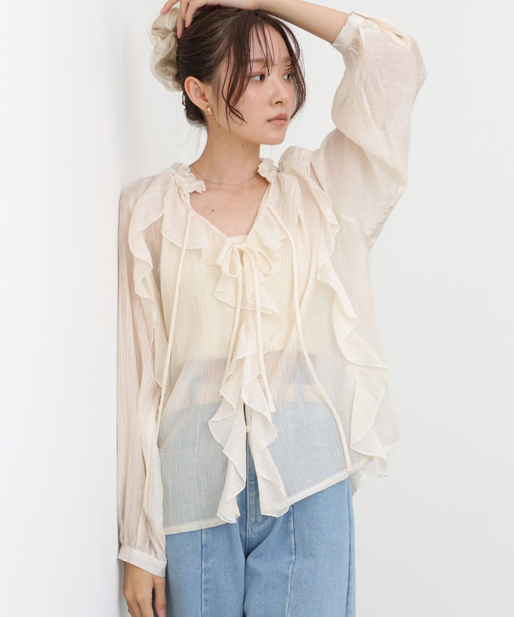フリルブラウス