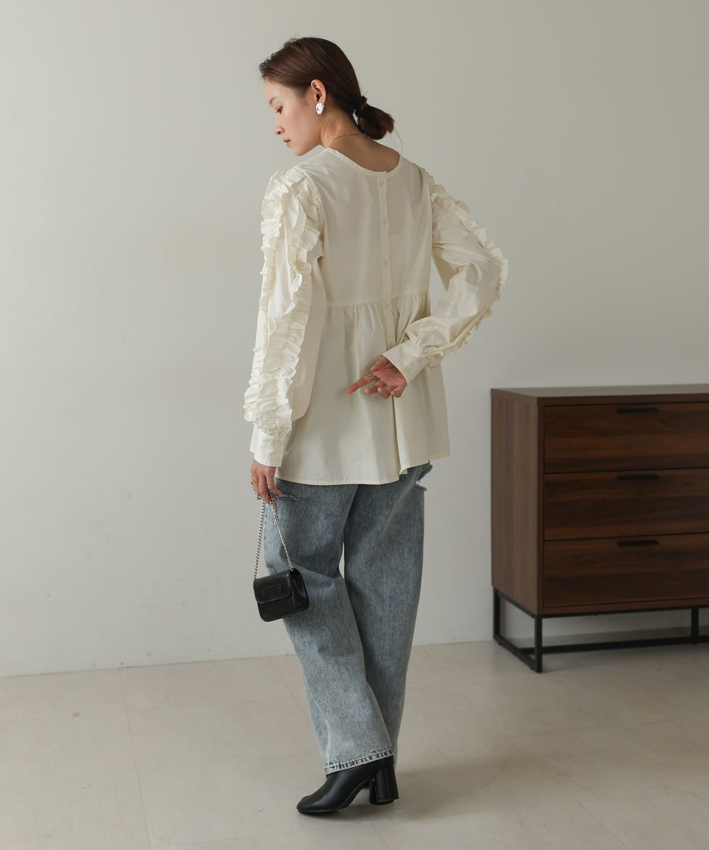 RUFFLE VOLUME SLEEVE BLOUSE