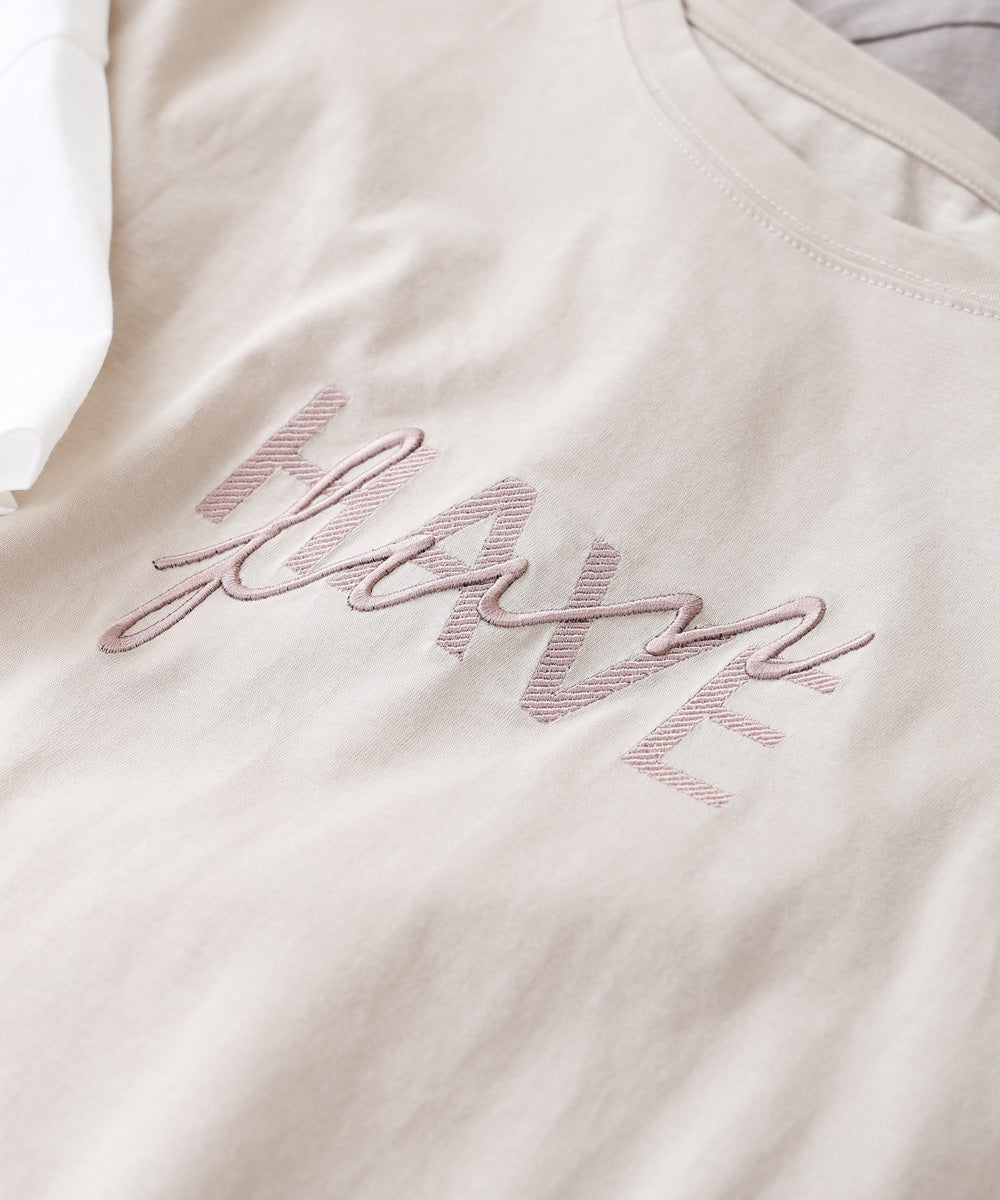 ロゴ刺繍デザインTシャツ