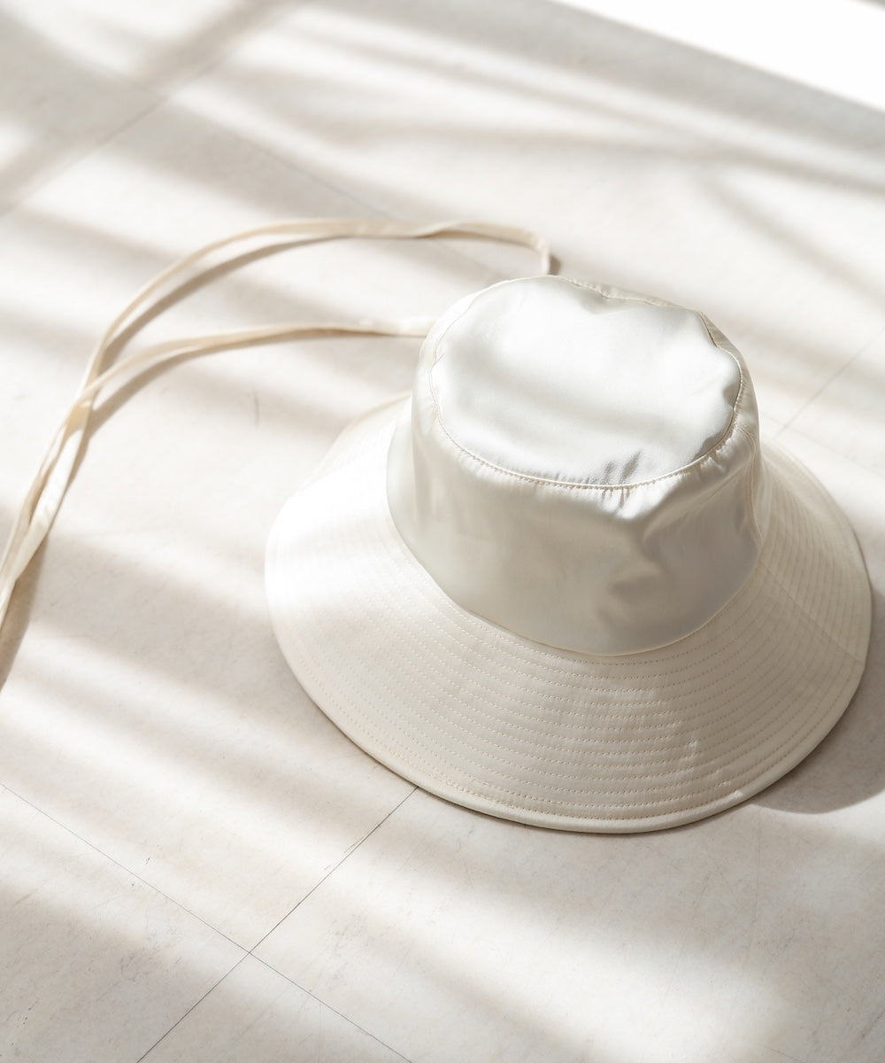 サテンリボン付きハット