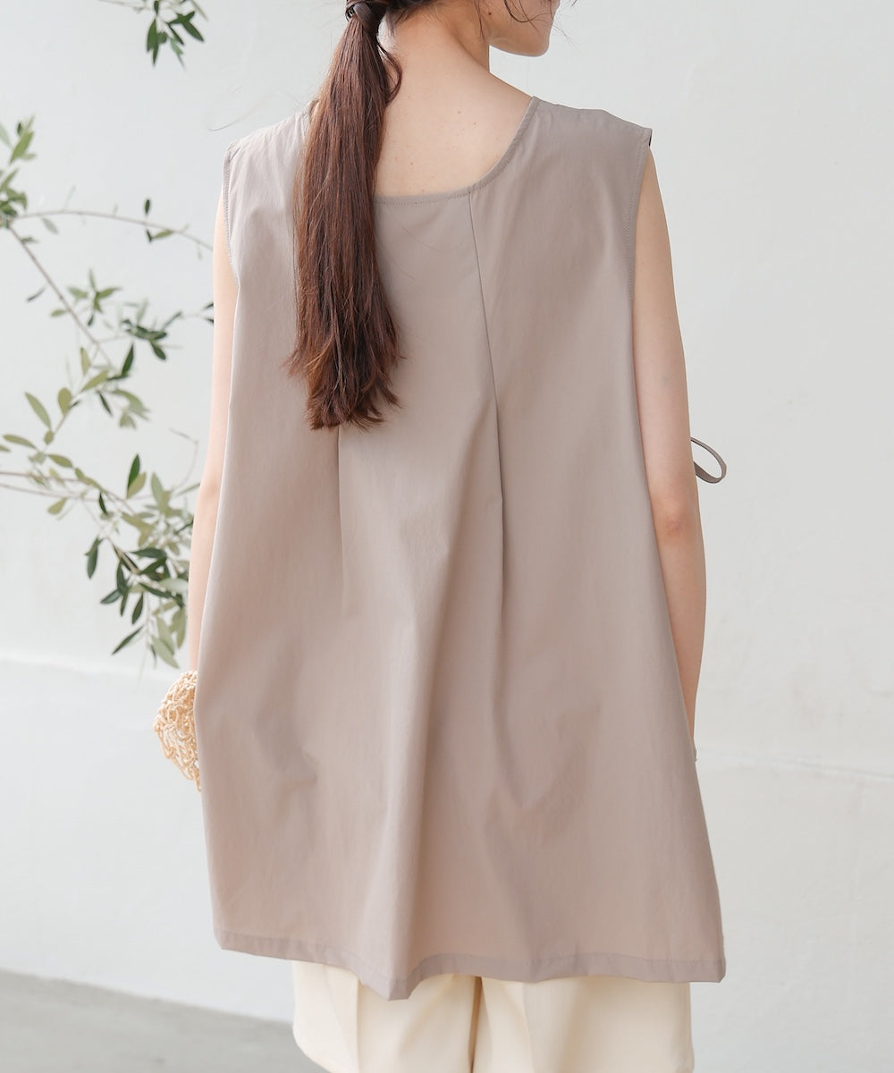 ノースリーブサイドリボンラッシュガード