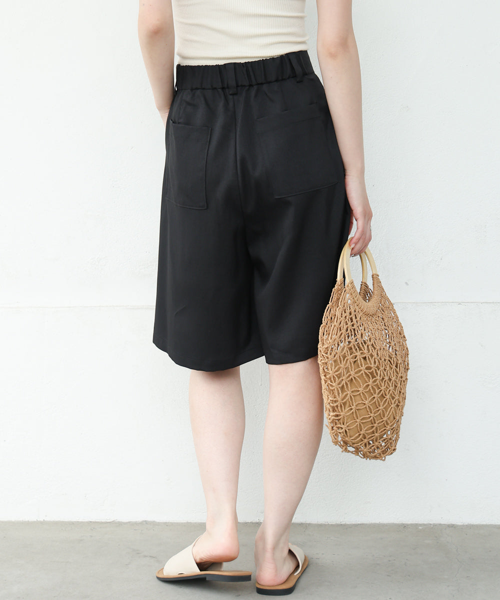 タックデザインハーフパンツ