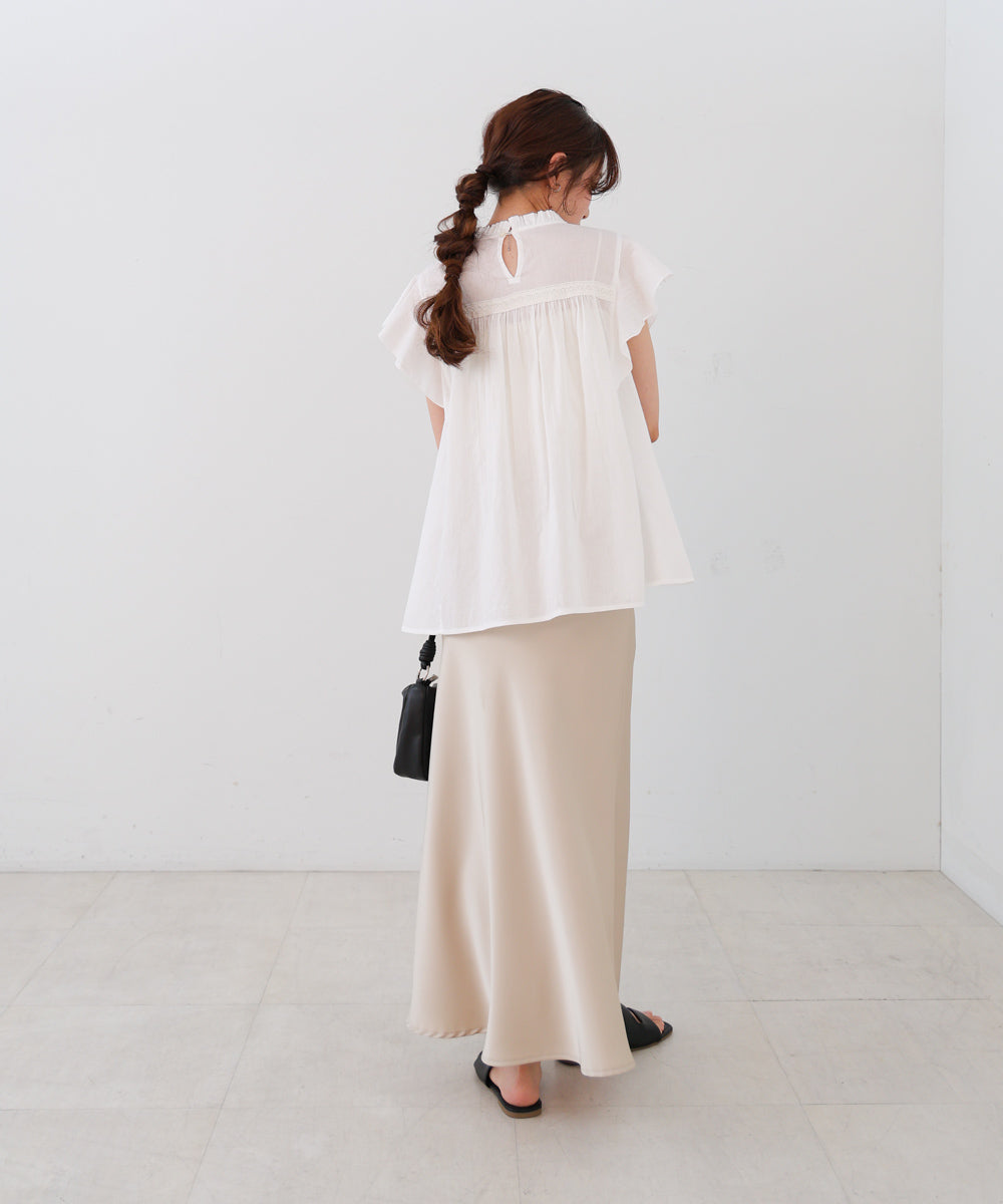 キャンブリックボイル ピンタックフリルブラウス