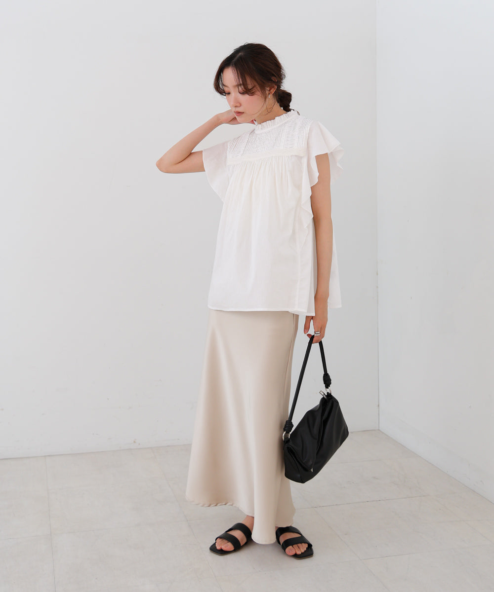 キャンブリックボイル ピンタックフリルブラウス