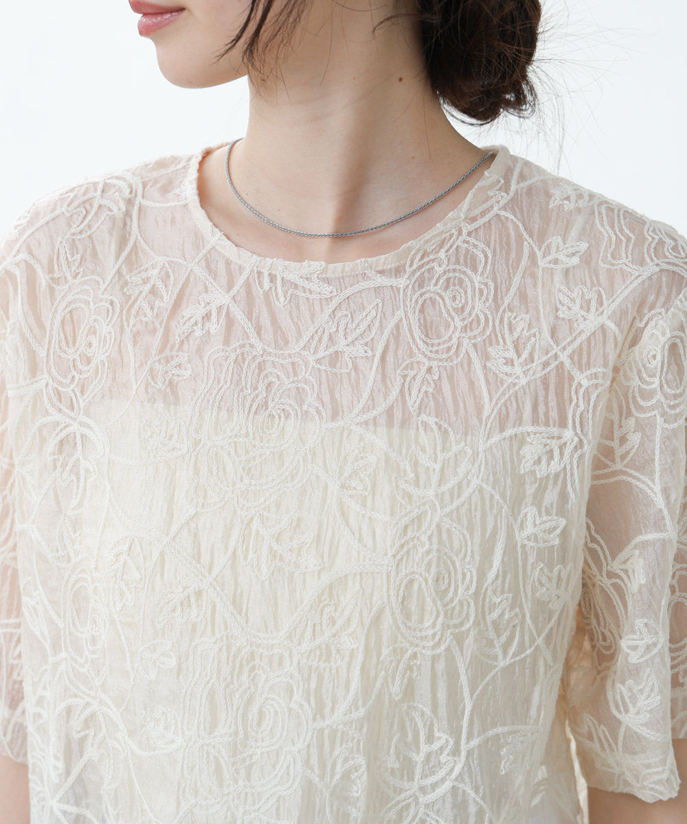 コード刺繍オーガンジーブラウス