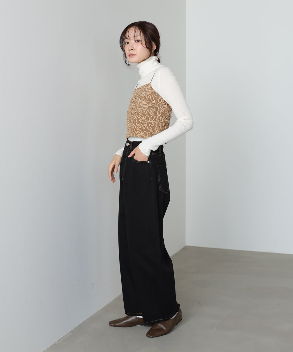 コード刺繍ベロアビスチェ