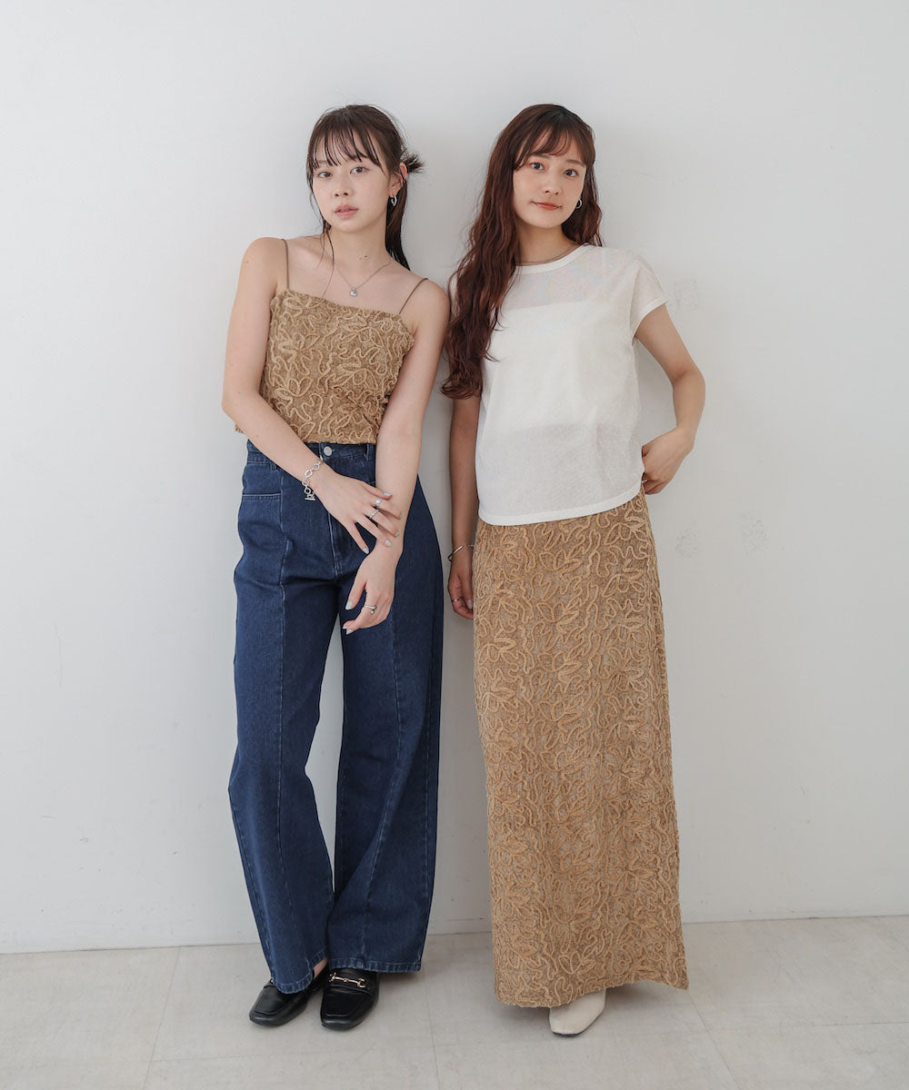 コード刺繍ベロアビスチェ