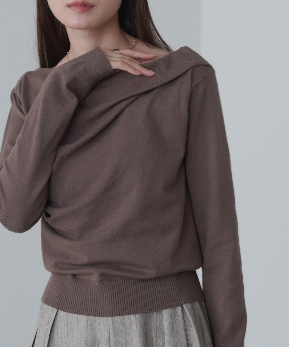 クロスドレープニットプルオーバー