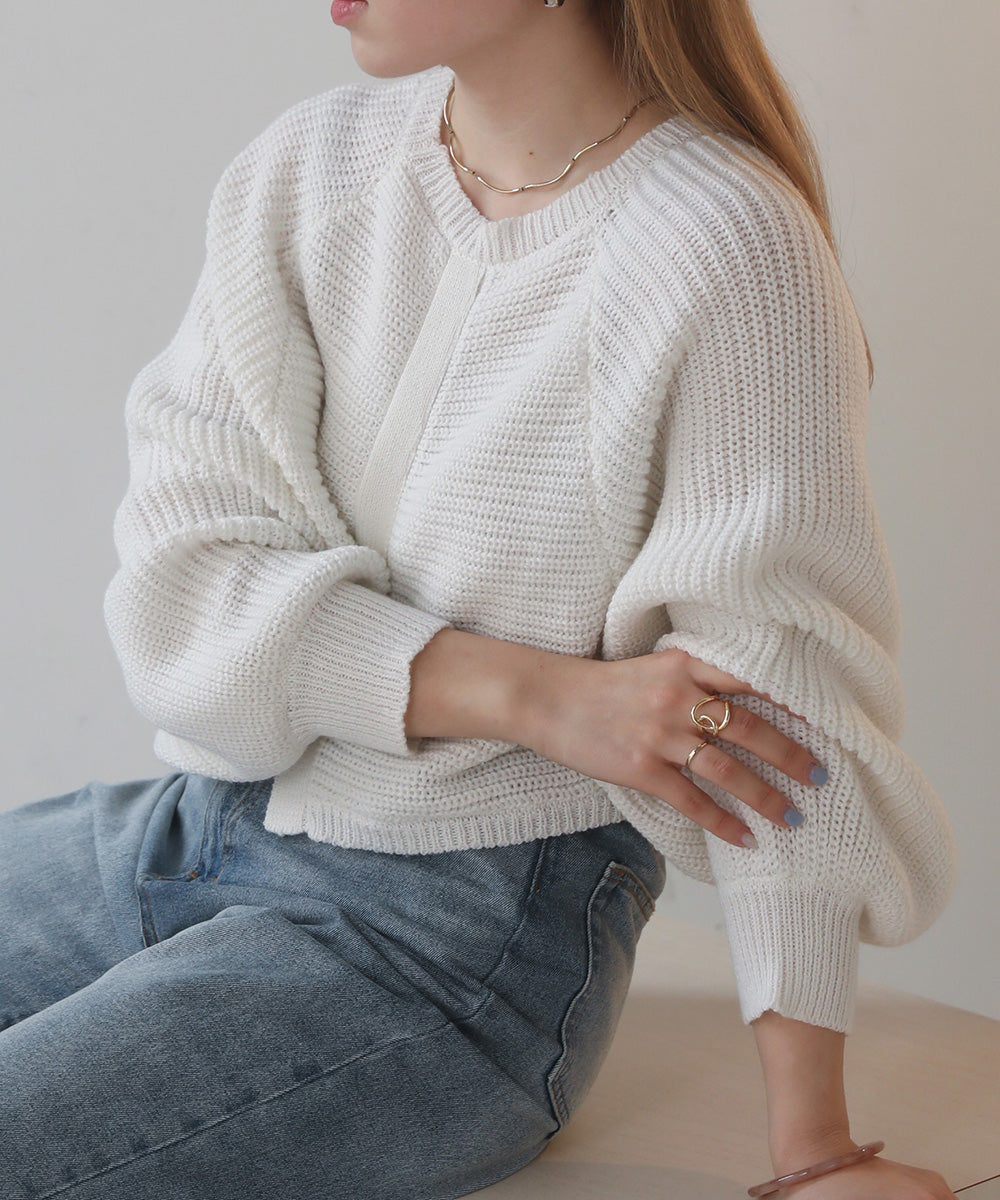 SHORT BACK SLIT KNIT