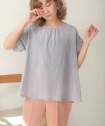 BACK OPEN GATHER BLOUSE