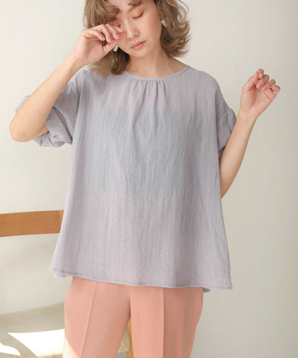 BACK OPEN GATHER BLOUSE