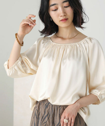 SATIN GATHERED BLOUSE