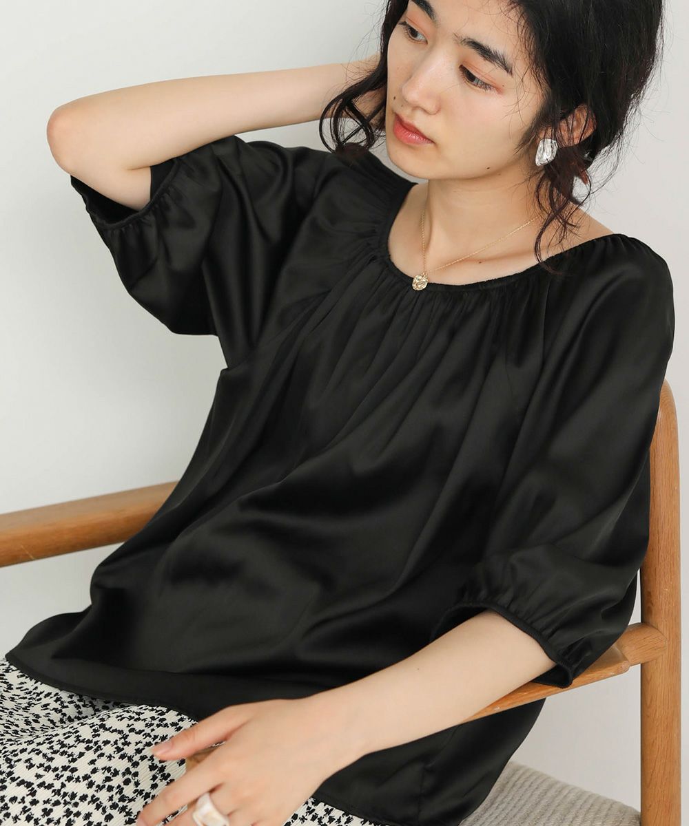 SATIN GATHERED BLOUSE