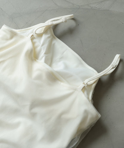 チュールレイヤードカップ付きキャミソール