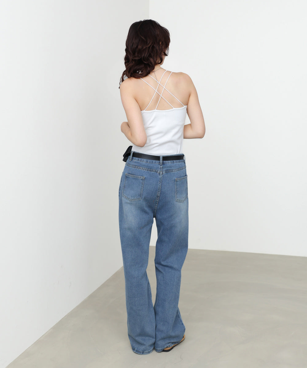 カップ付きバックストラップキャミ