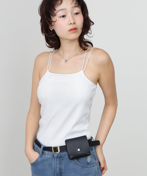 カップ付きバックストラップキャミ