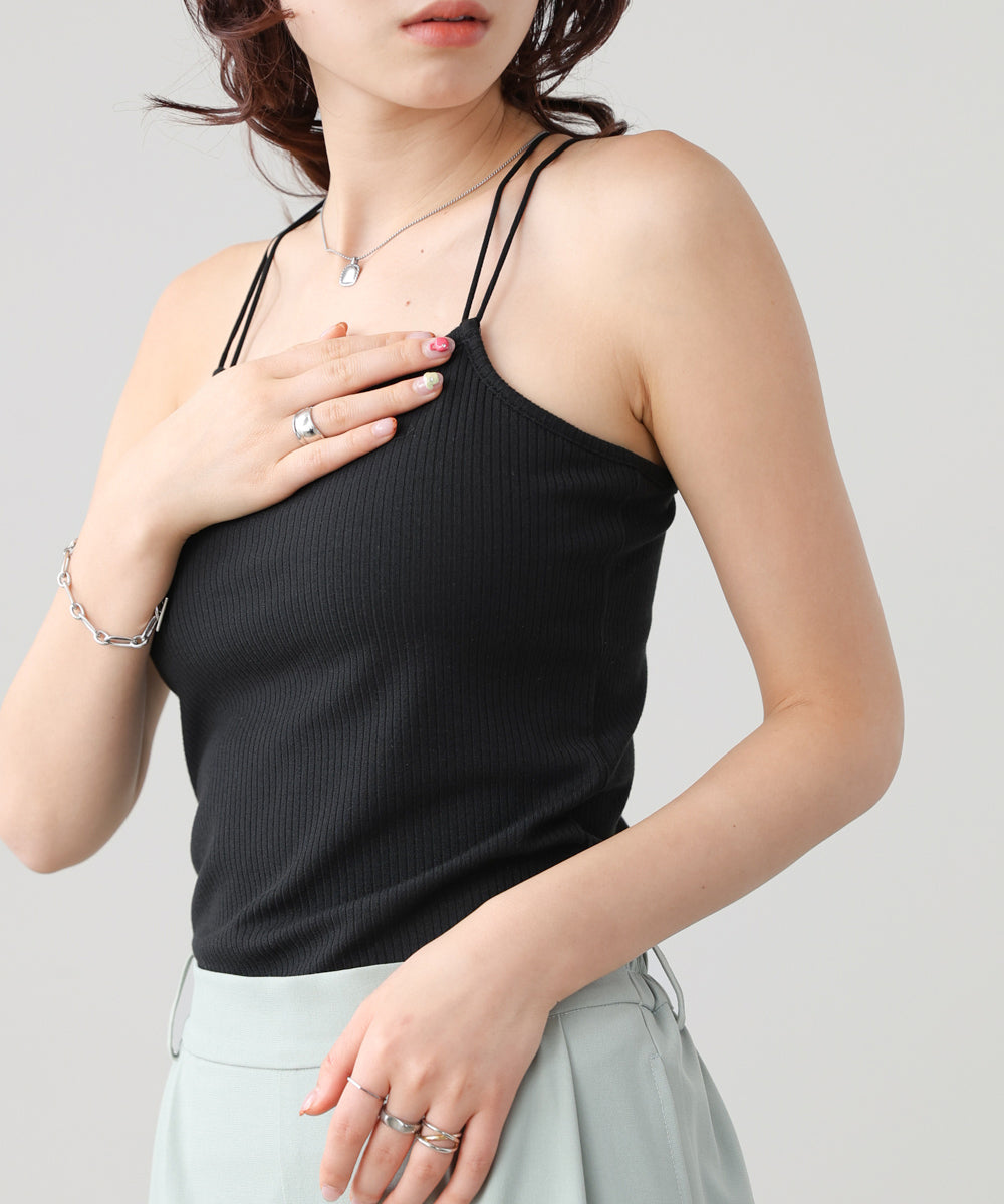 カップ付きバックストラップキャミ