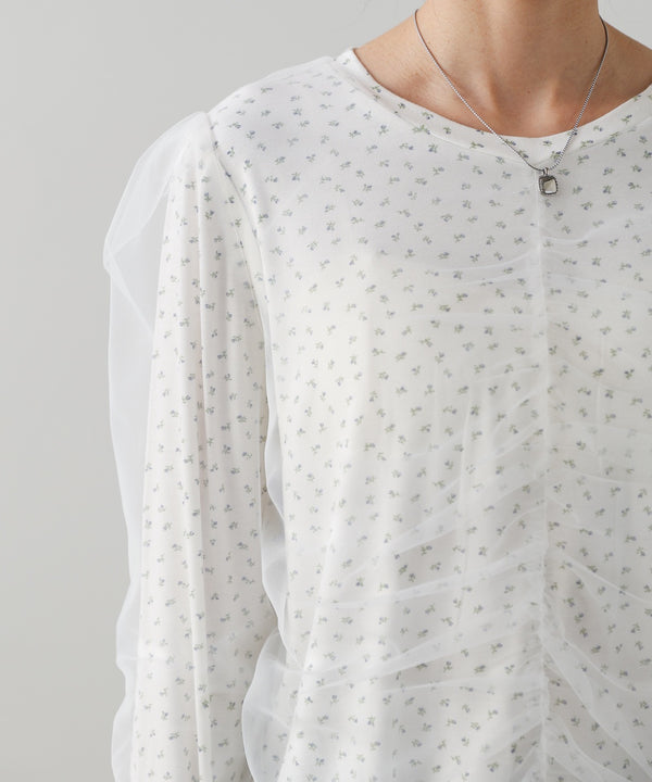 チュールレイヤードトップス