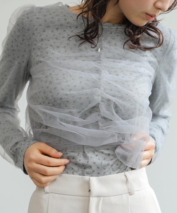 チュールレイヤードトップス