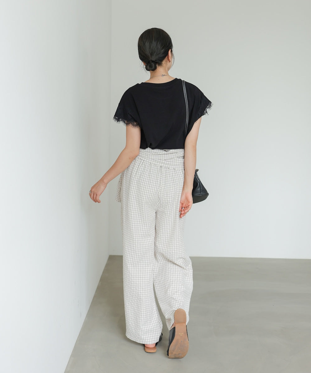 ショルダーレースカットソー